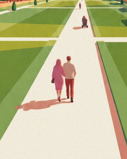Un couple de dos, elle en robe rose, qui marche sur l'allée blanche, avec une poussette au loin