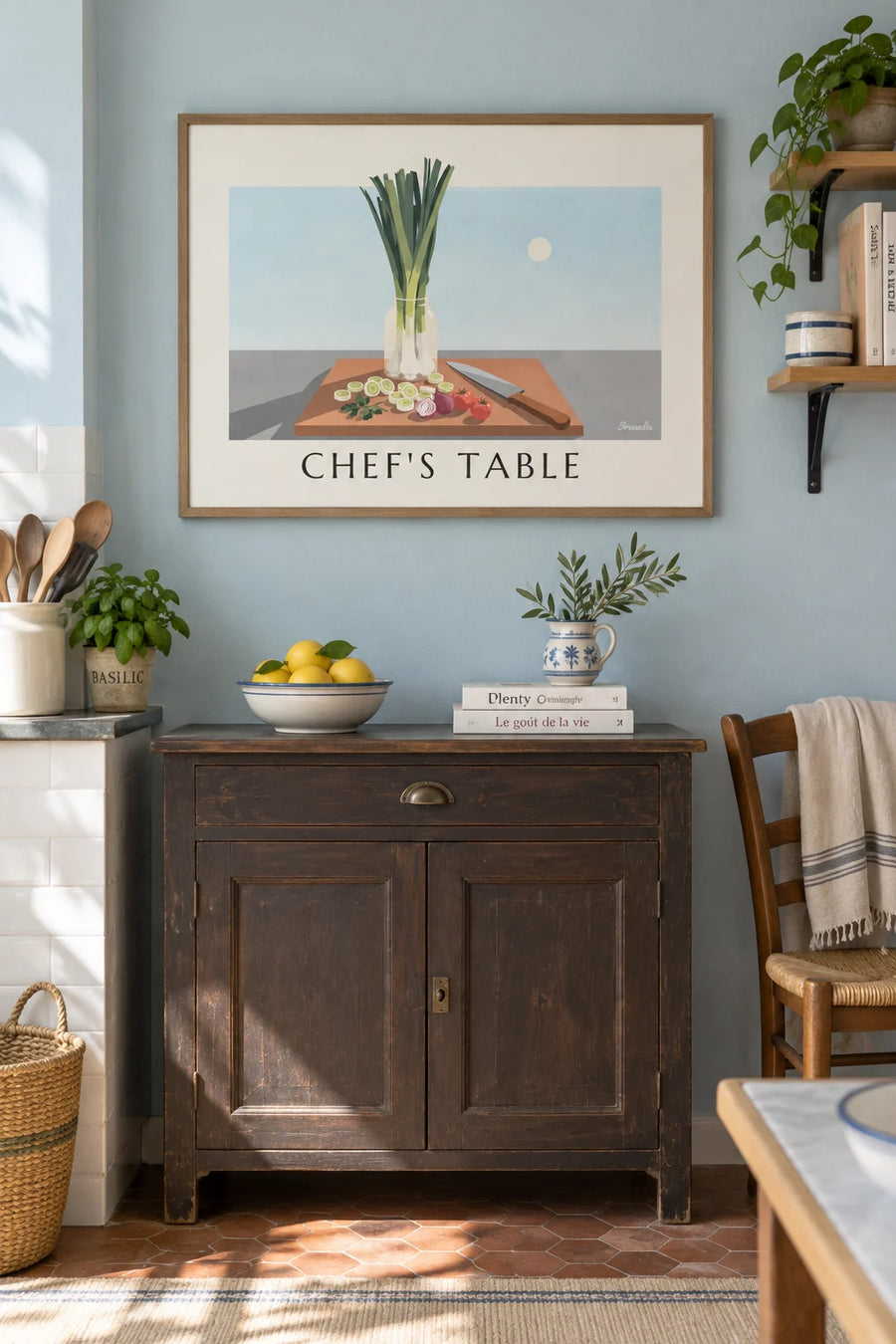 Affiche planche à découper, couteau de chef et légumes frais : encadrée au mur