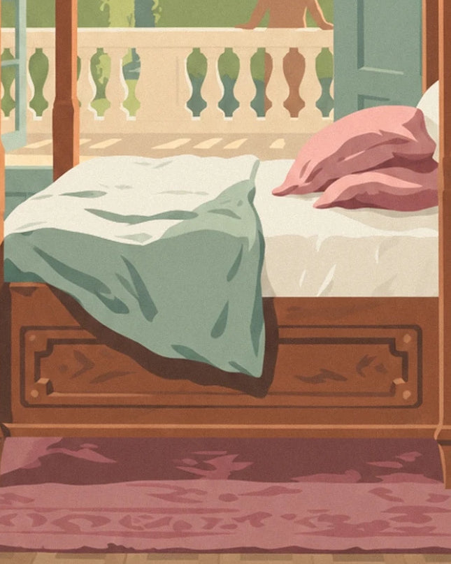 Le lit en bois sculpté, sa couverture vert tendre et ses oreillers roses