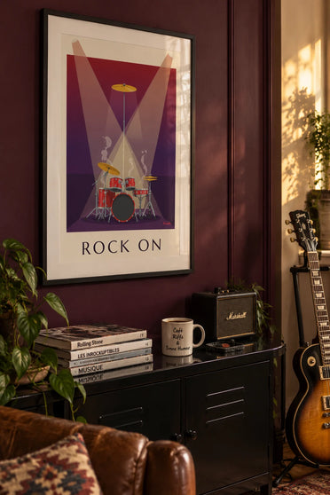 Poster batteria rock sul palco sotto i riflettori: incorniciato a parete