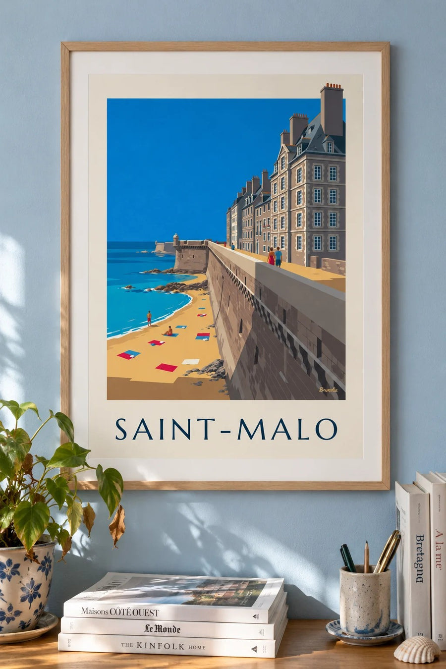 Affiche remparts de Saint-Malo et plage : encadrée au mur