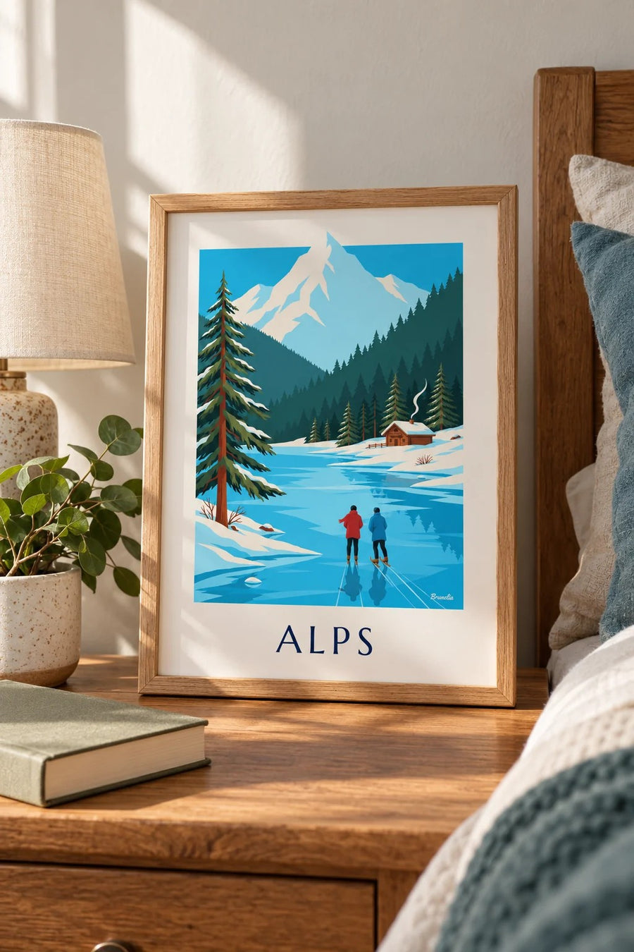 Poster Schlittschuhläufer auf einem zugefrorenen See vor verschneiten Alpen: kleines A4-Format, gerahmt