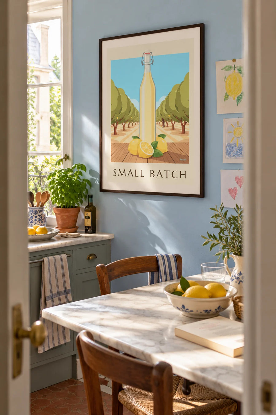 Affiche bouteille de citronnade artisanale et citrons : encadrée au mur