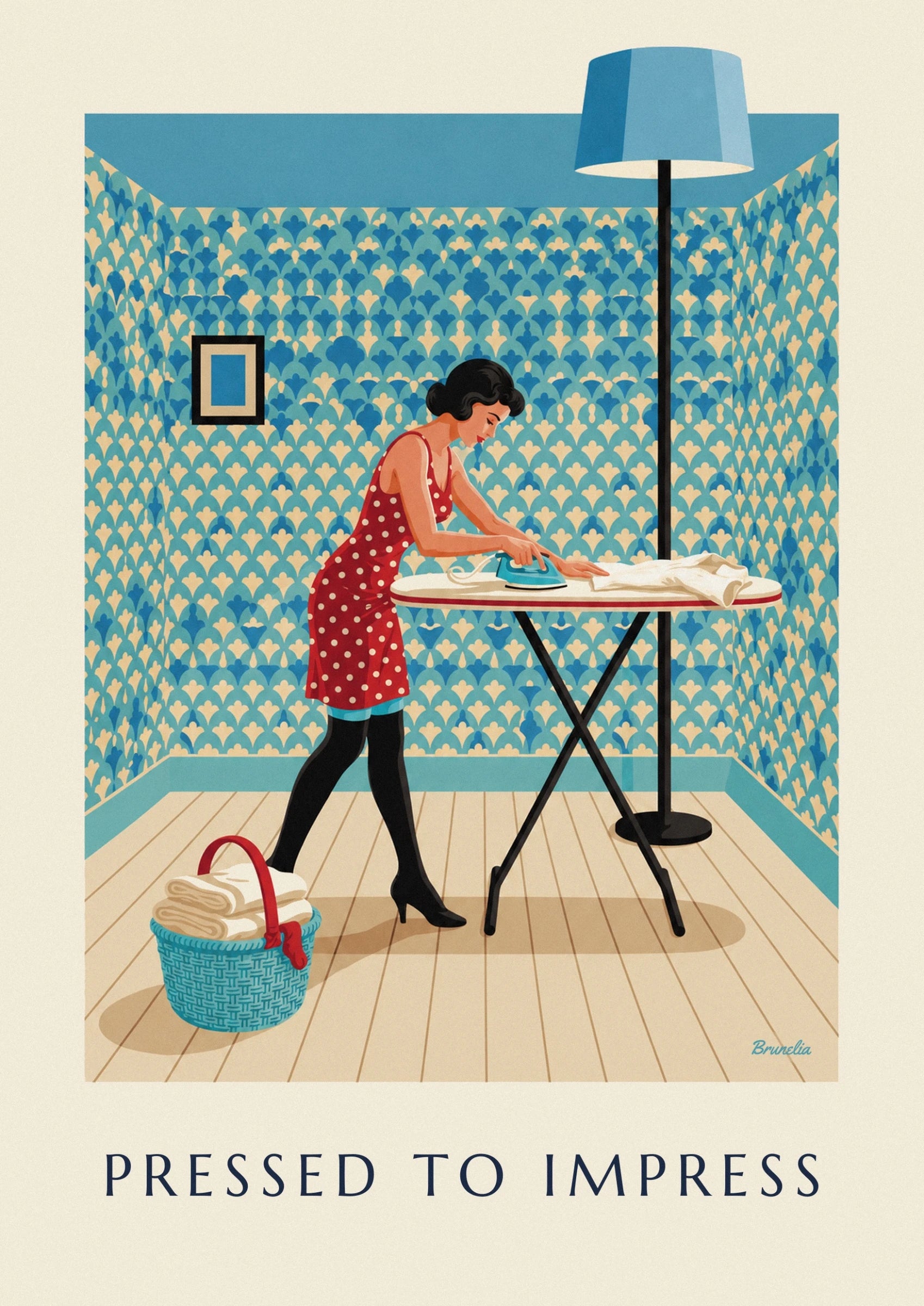 Affiche pin-up repassant une chemise sur sa planche à repasser : détail en gros plan