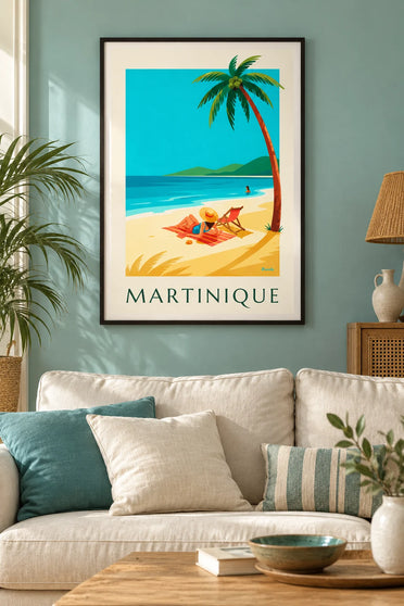 Affiche femme sur une plage de sable blanc en Martinique : encadrée au mur